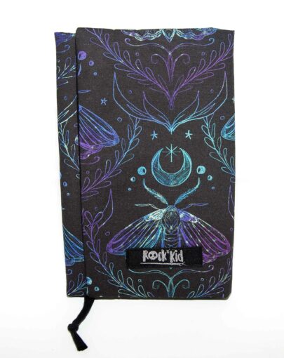 Couvre livre de poche Dark moth