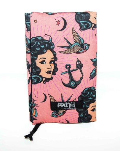 Couvre livre de poche tattoo old school rose