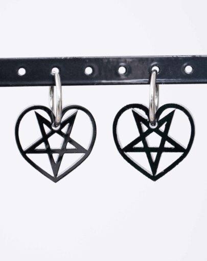 Boucles d’oreilles coeur pentagramme